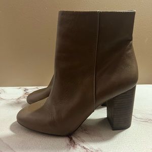 Antonio Melani Leather Heeled Booties Ankle Boots Brown Sz 8.5.